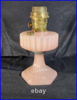 Aladdin Lamp Corinthian style Rose Moonstone circa 1930s Nu-Type B burner