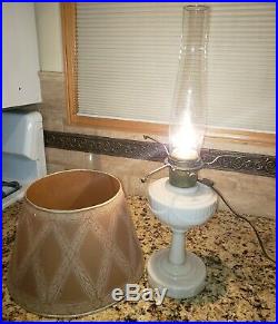 Aladdin Lamp Lincoln Drape Lamp with 14 Original Aladdin Shade. Electric burner