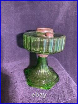 Aladdin Light GreenCorinthian Table Lamp Font, 1935-36 B-102