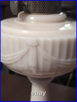Aladdin Lincoln Drape Alacite Glass Kerosene Oil Lamp NuType B Pink Tone