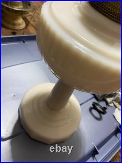 Aladdin Lincoln Drape Alacite Glass Kerosene Oil Lamp NuType B Pink Tone