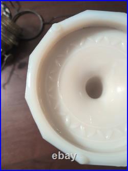 Aladdin Lincoln Drape Alacite Glass Kerosene Oil Lamp NuType B Pink Tone