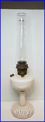 Aladdin Lincoln Drape Beige Alacite Model B-75 Oil Lamp 25 Tall