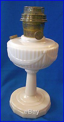 Aladdin Lincoln Drape Nu-Type Model B Lamp 1930-50s Alacite & Brass