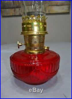 Aladdin Lincoln Drape Ruby Red Glass Kerosene Oil Shelf Bracket Lamp Font