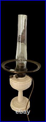 Aladdin Lincoln Drape Uranium Oil Lamp Pinkish NU-Type Model B