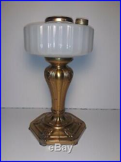 Aladdin Majestic Lamp White Moonstone 1935-1935 Original Base Plating withBurner