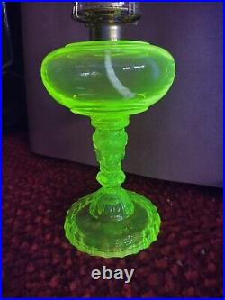Aladdin Mantle Lamp Co. 3 Face Complete Vaseline Uranium Glass Oil Lamp
