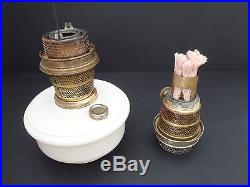 Aladdin Mantle Lamp Co Nu-Type Model B Alacite Glass Kerosene Lamp & 2 Burners