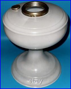 Aladdin Mod. 100 VENETIAN Kerosene Oil Stand Lamp Satin Alpha Crystal 1933 Vtg