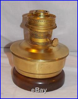 Aladdin Model 23 Brass Coal Oil Kerosene Lamp with Wood Stand Ca 1975 Unused