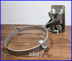 Aladdin Model 23 Caboose Kerosene Oil Lamp with Shade And Wall Mount