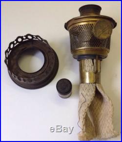 Aladdin Model 8 Brass Mantle Oil Lamp & 10 Spider Good Condition