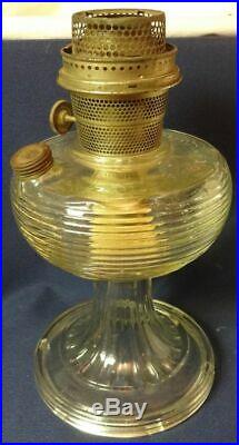 Aladdin Model B 80 Clear Crystal Beehive Kerosene Oil Company Lamp w Burner Used