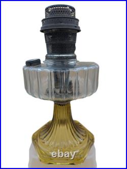 Aladdin Model B Corinthian Oil Lamp Clear/Amber Original Burner Excellent
