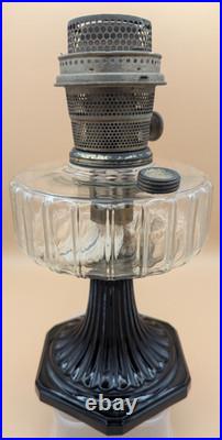 Aladdin Model B Corinthian Oil Lamp Clear/Black Original Burner Excellent