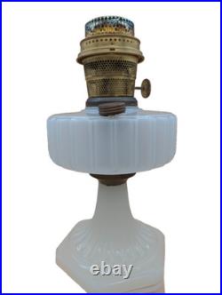 Aladdin Model B Corinthian Oil Lamp-White Moonstone-Original Burner-Excellent