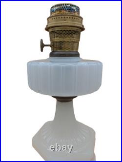 Aladdin Model B Corinthian Oil Lamp-White Moonstone-Original Burner-Excellent