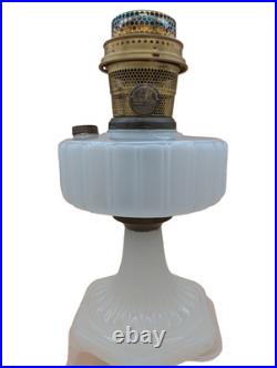 Aladdin Model B Corinthian Oil Lamp-White Moonstone-Original Burner-Excellent