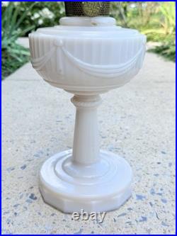 Aladdin Model B Pink Alacite Lincoln Drape Oil Lamp