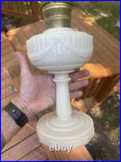 Aladdin Model B Tan Alacite Kerosene Lamp 13 1/2 Tall Rare Vintage