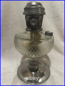 Aladdin Model C Brazil Quilted Glass Font With Steel Stem And Foot Oil Lamp