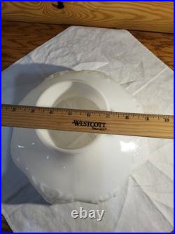 Aladdin N201 Opal White Ribbon Bullseye Drape Glass Kerosene Oil Lamp Shade