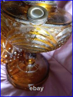 Aladdin Nu-Type Model B AMBER GLASS AND BRASS Kerosene Oil Lamp WORKING NM