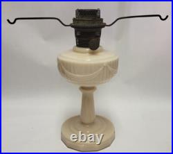 Aladdin Nu-Type Model B Alacite Kerosene Oil Lamp