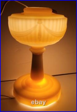 Aladdin Nu-Type Model B Alacite Kerosene Oil Lamp