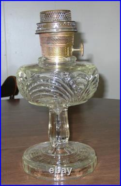 Aladdin Nu-Type Model B Clear Washington Drape Kerosene Oil Lamp