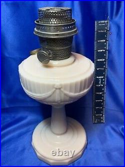 Aladdin Nu-Type Model B Ivory Alacite Glass oil lamp with chimney 25 Kerosene