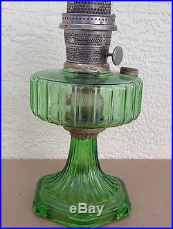 Aladdin Nu Type Model B Mantle Lamp Co 1930s vintage oil kerosene green USA