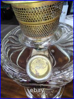 Aladdin Nu-Type Model B light yellow Washington Drape Oil Lamp