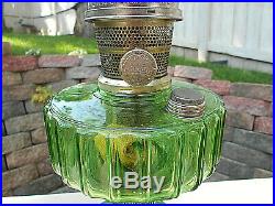 Aladdin Nu-type Model B Burner Green Corinthian Kerosene/oil Lampcomplete
