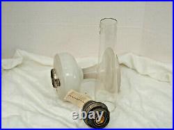 Aladdin Oil Lamp 1948 Ivory Alacite glass Simplicity A Burner lox-on chimney