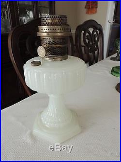 Aladdin Oil Lamp, Model No. 110 Cathedral