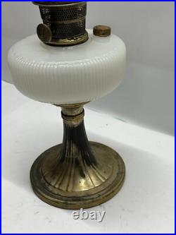 Aladdin Oil Lamp Queen Model B B96 White Moonstone, Silver Plated Base Nutype