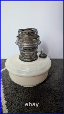 Aladdin Oil Shelf Lamp Alacite Uranium Glass Model B Burner Glows