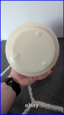 Aladdin Oil Shelf Lamp Alacite Uranium Glass Model B Burner Glows