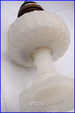 Aladdin Pastel White No 110 Moonstone Cathedrial Oil Lamp & Burner