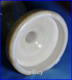 Aladdin Peach Luster Lustre Alacite Cream Pedestal Lamp withModel B Burner NU-TYPE