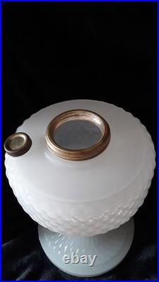 Aladdin Quilt B-85 White Moonstone 1937 Font Only