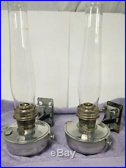 Aladdin Railroad Caboose Model 23 Kerosene Oil Lamp Wall Bracket Set With Glass