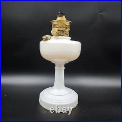 Aladdin Simplicity B-30 Kerosene Oil Lamp Glass White Brass Vintage Antique 14