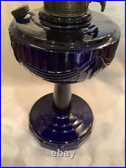 Aladdin Tall Lincoln Drape original B76 Cobalt Oil Lamp- no Chips Or blemishes