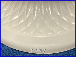 Aladdin WHITE MOONSTONE Glass Diamond Quilt c1937 Kerosene Oil Lamp Base B-85