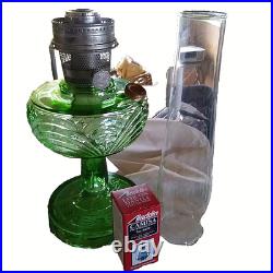 Aladdin Washington Drape Glass Oil Lamp Green Glass withnew Lox-On lamp Mantle