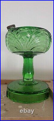 Aladdin Washington Drape Green Kerosene Oil Lamp Model B Burner Uranium Glass