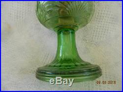 Aladdin Washington Drape Model B-40 Green Crystal Oil Lamp In Great Condition